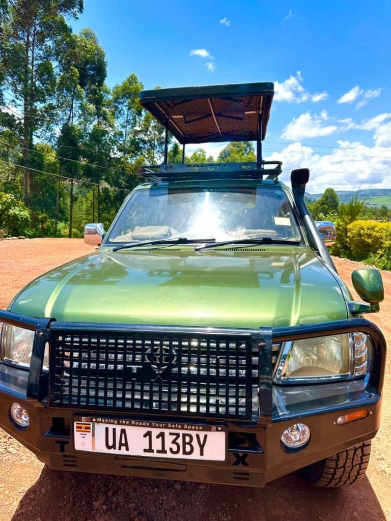 Toyota Land Cruiser with Pop Up Roof Rwanda
