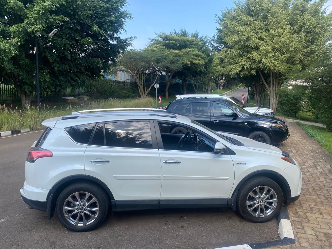 Hire Car in Rwanda