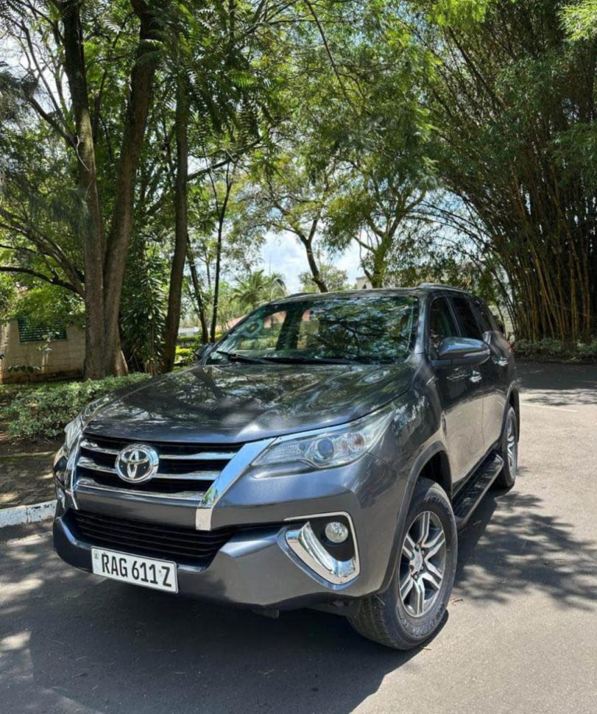 chauffeur car rental Kigali