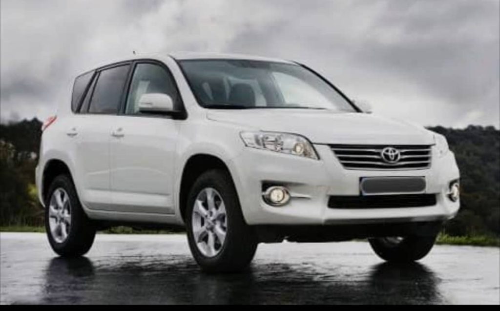 Self drive Rwanda cost isn't just the daily rate. See a full 2026 breakdown — fuel, insurance, fees — plus a real sample week-long trip budget.
