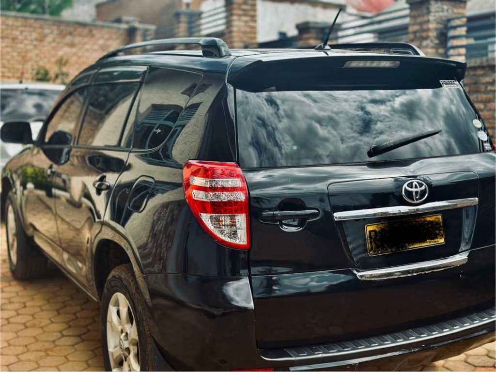 Learn how much it costs to rent a car in Kigali. Compare daily, weekly, and monthly rental prices, vehicle types, and tips for getting the best value on your Rwanda trip.