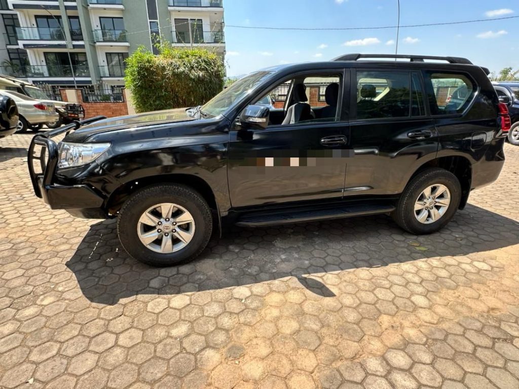 Rent a safari vehicle or 4x4 in Kigali, Rwanda. Choose Land Cruiser, Prado, RAV4, self-drive or driver options for Akagera, Volcanoes, Nyungwe and road trips.