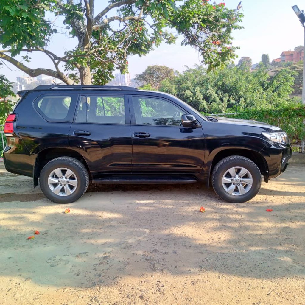 4x4 rental vehicle for gorilla trekking travel from Kigali to Volcanoes National Park Rwanda